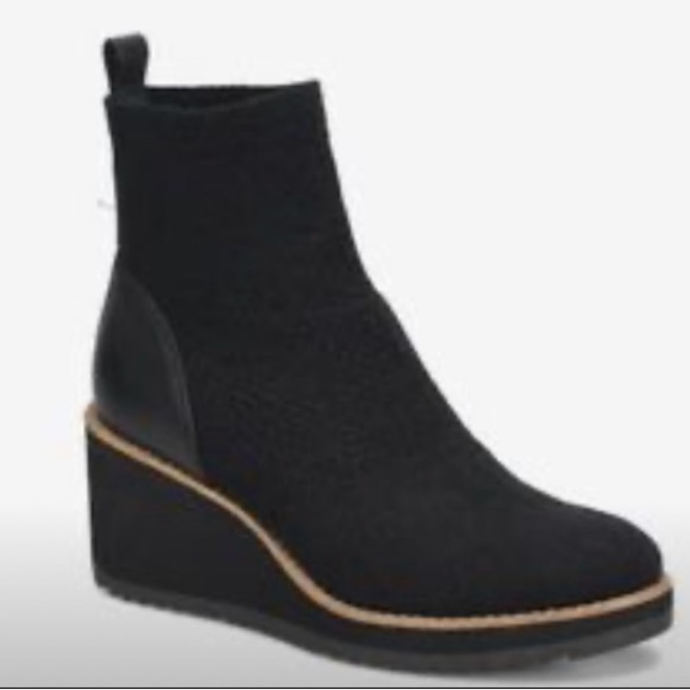Soft Elaina wedge boots